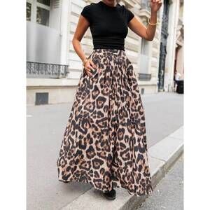 NEW HIDDENBRAND laura pleated large hem pocket skirt in leopard